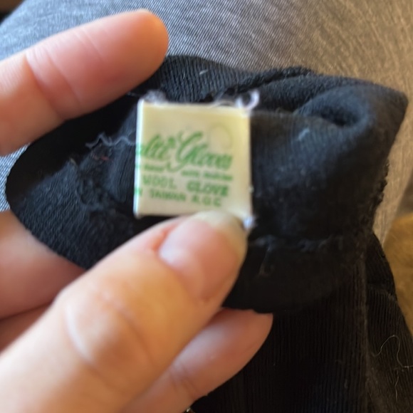 🥳Host Pick🎉 Vintage 80s wool stretch gloves with rhinestones - Picture 5 of 5